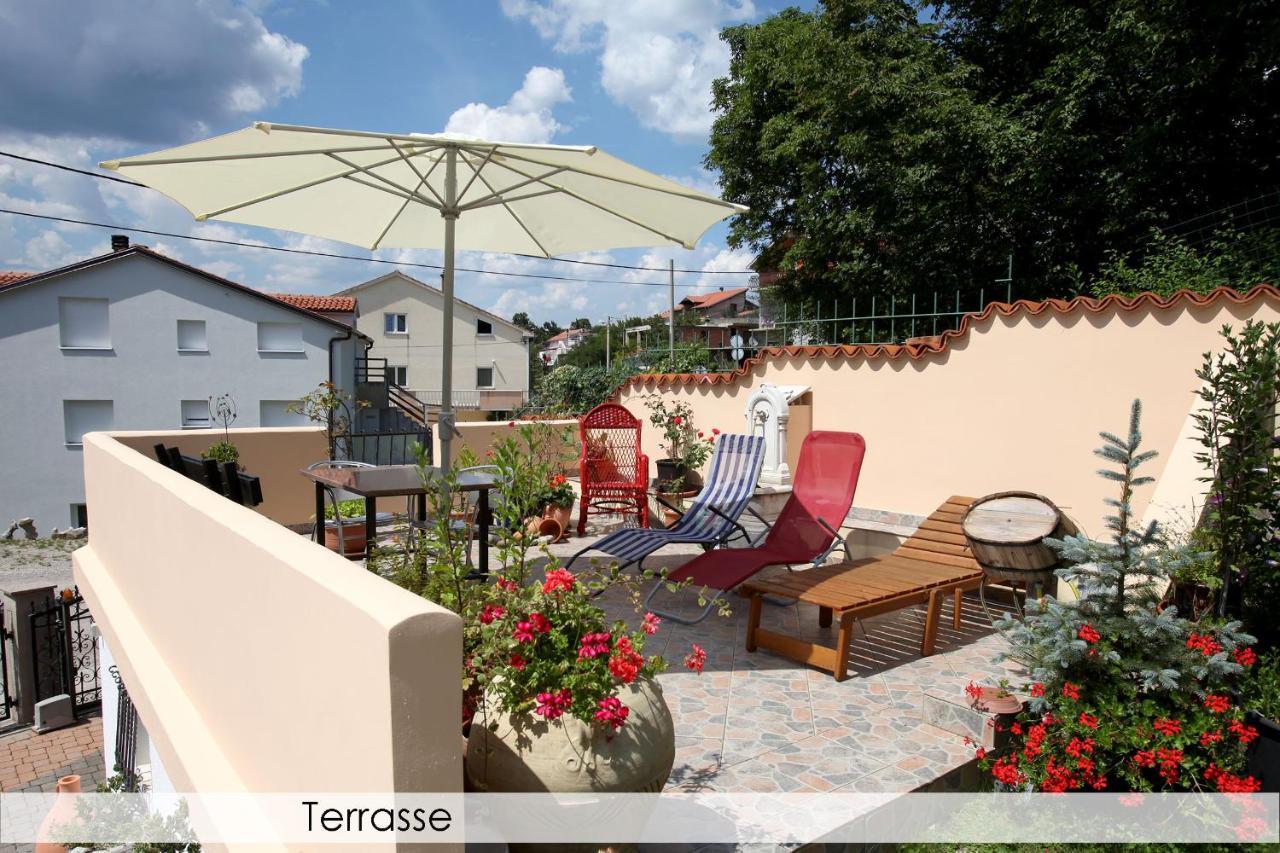 Anica Iles Apartment Viskovo Luaran gambar